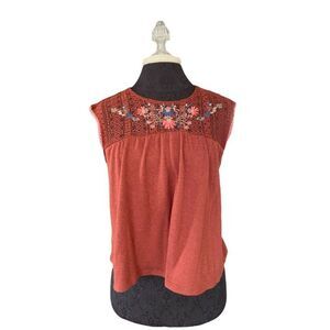 Cape and Juby Flowery Crochet tank (Large)